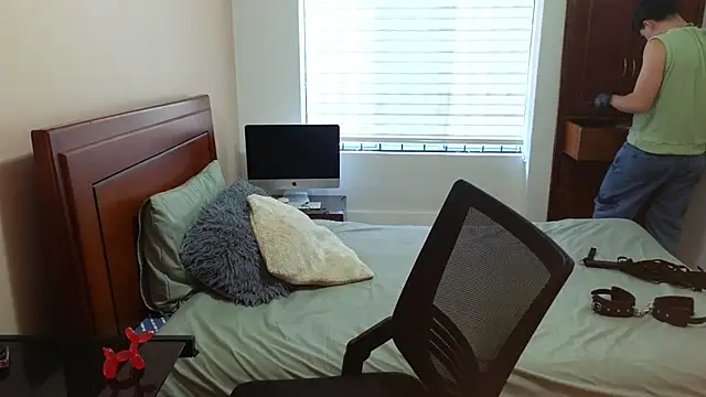 tightncuteass online show from September 2025 09:51:01 PM