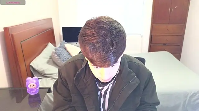 tightncuteass online show from October 2025 10:22:02 PM