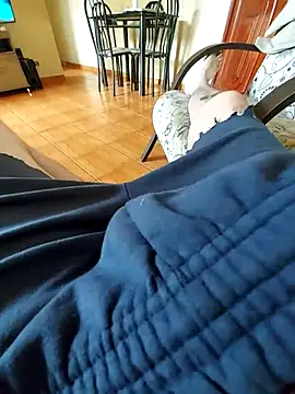 Snapshot of RoddieX chatting on November 2025 06:43:02 PM RoddieX online show from November 2025 06:43:02 PM