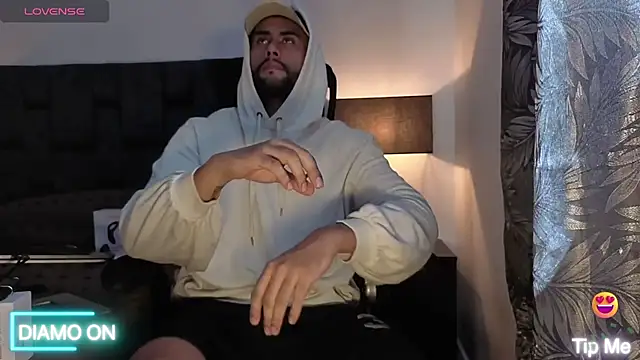 Thomas redcol online show from October 2025 03:46:02 PM