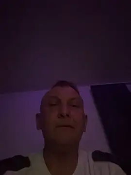 Snapshot of niezlomny75 chatting on September 2025 10:09:01 PM niezlomny75 online show from September 2025 10:09:01 PM