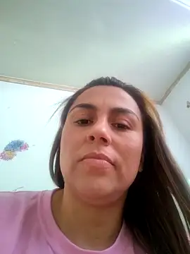 Snapshot of vanessa-titisM chatting on April 2026 05:10:02 PM vanessa-titisM online show from April 2026 05:10:02 PM