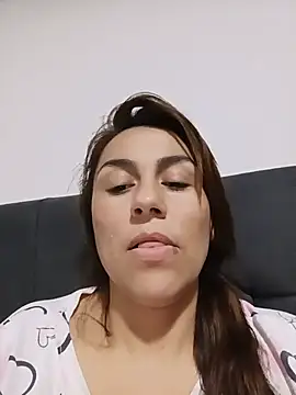 vanessa-titisM online show from July 2026 11:35:02 PM