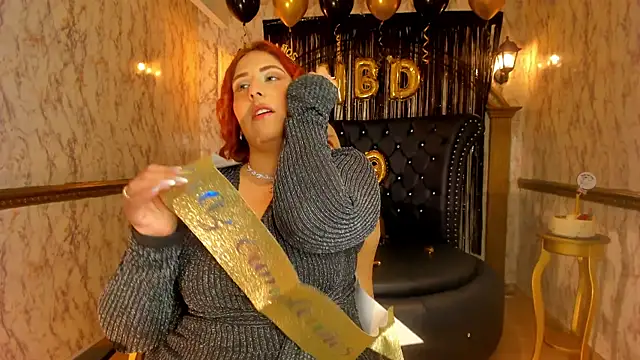 Helenstanford online show from November 2025 01:44:01 PM