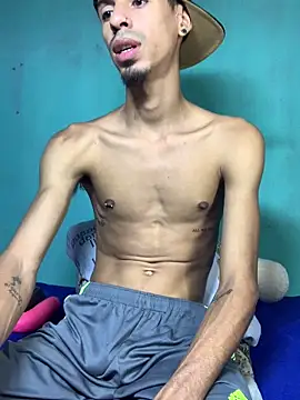 Snapshot of Alexx_1214 chatting on September 2025 02:13:01 AM Alexx 1214 online show from September 2025 02:13:01 AM