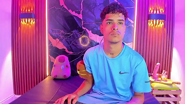 Lucky boys  X online show from November 2025 01:00:01 PM