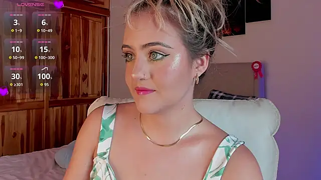 MaryMoon  online show from September 2025 09:31:02 PM