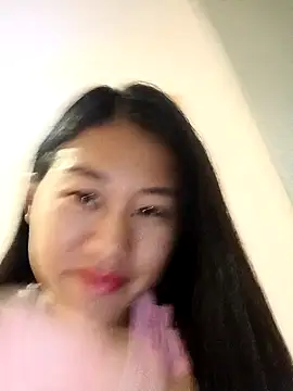 luy-xinh02 online show from October 2025 12:52:01 AM