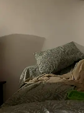 Miss Toxic online show from October 2025 04:22:01 AM