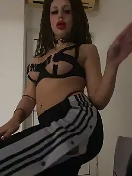 Miss Toxic online show from October 2025 11:35:01 PM