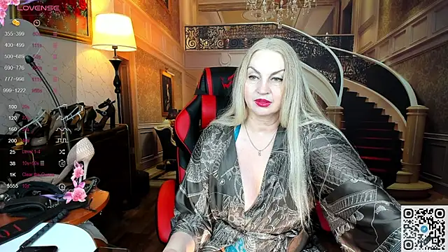 Snapshot of Nina_Devillle chatting on May 2026 12:27:01 AM Nina Devillle online show from May 2026 12:27:01 AM
