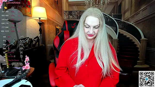 Snapshot of Nina_Devillle chatting on June 2026 11:39:02 PM Nina Devillle online show from June 2026 11:39:02 PM