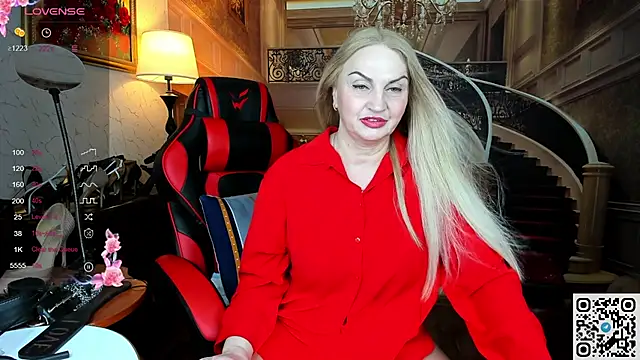 Snapshot of Nina_Devillle chatting on June 2026 11:27:02 PM Nina Devillle online show from June 2026 11:27:02 PM