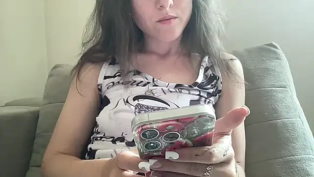 Snapshot of Taliraa chatting on July 2026 11:56:02 AM Taliraa online show from July 2026 11:56:02 AM