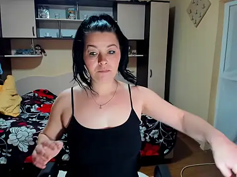 Soffy Skye online show from March 2026 06:18:01 AM