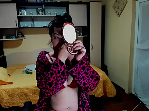 Soffy Skye online show from March 2026 06:52:01 AM