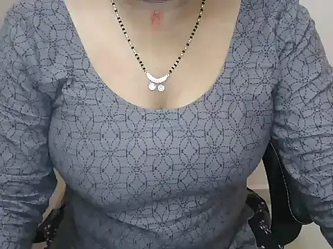 Snapshot of bold_naina chatting on October 2025 03:42:01 AM bold naina online show from October 2025 03:42:01 AM