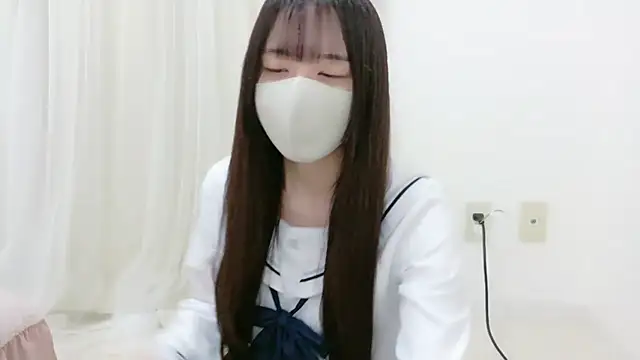 Snapshot of _Mia_land_ chatting on October 2025 01:13:01 PM  Mia land  online show from October 2025 01:13:01 PM