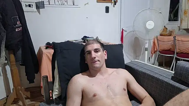 Snapshot of ObeyLust chatting on November 2025 12:57:02 AM ObeyLust online show from November 2025 12:57:02 AM