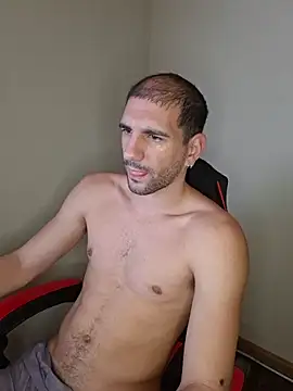 Snapshot of ObeyLust chatting on February 2026 08:38:01 PM ObeyLust online show from February 2026 08:38:01 PM