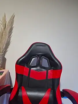 Snapshot of ObeyLust chatting on March 2026 11:07:02 PM ObeyLust online show from March 2026 11:07:02 PM