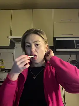 MartaLuna  online show from February 2026 07:32:02 PM