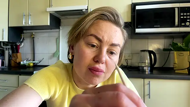 MartaLuna  online show from May 2026 09:25:02 AM
