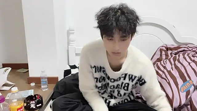 yangyang-2563 online show from October 2025 01:41:01 PM