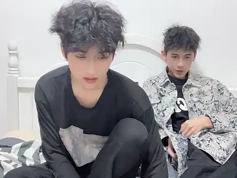 yangyang-2563 online show from October 2025 12:41:02 PM