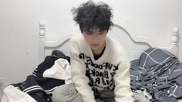 yangyang-2563 online show from October 2025 02:40:01 PM