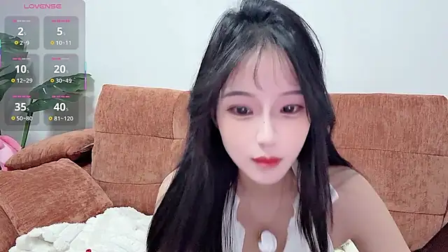 Snapshot of qiqi-2025 chatting on February 2026 02:22:01 PM qiqi-2025 online show from February 2026 02:22:01 PM