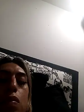 ZafiroRios online show from November 2025 01:38:01 AM