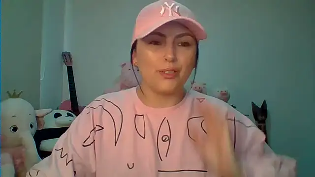 Snapshot of Venusina_07 chatting on April 2026 04:42:02 PM Venusina 07 online show from April 2026 04:42:02 PM