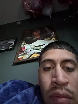 Snapshot of busnfatnutsLildee chatting on February 2026 03:52:02 PM busnfatnutsLildee online show from February 2026 03:52:02 PM