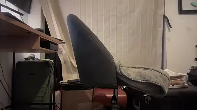 jasoncali305 online show from February 2026 06:31:01 AM