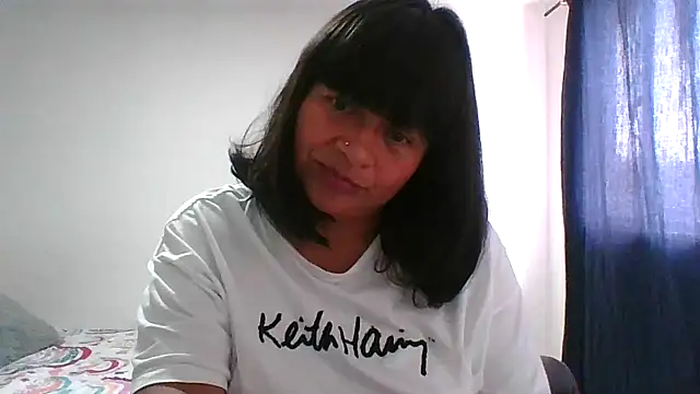 adri89-g online show from February 2026 02:44:01 PM