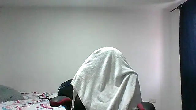 adri89-g online show from March 2026 12:01:02 PM