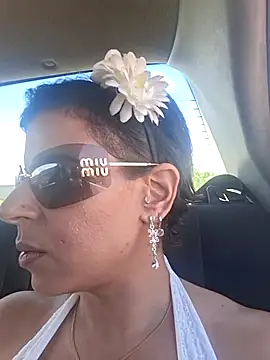 Alexis21821 online show from January 2026 03:50:02 PM