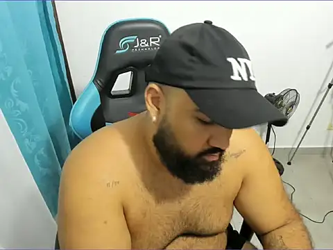 hotandreadyboys online show from October 2025 11:27:02 PM