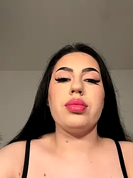 Andrestarr online show from December 2025 07:31:01 PM