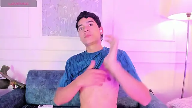 SandroVeyra online show from December 2025 02:16:01 AM