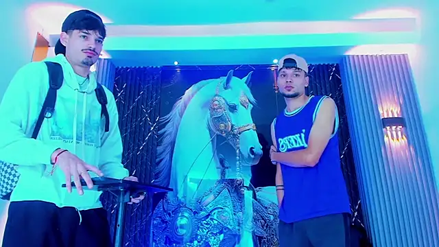 Iam Steven online show from September 2025 12:32:02 PM