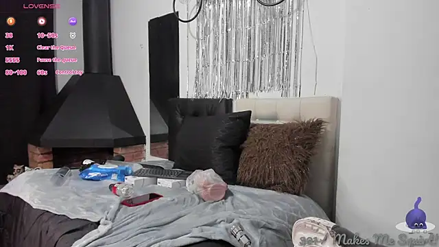 Almaazz online show from November 2025 04:23:02 AM