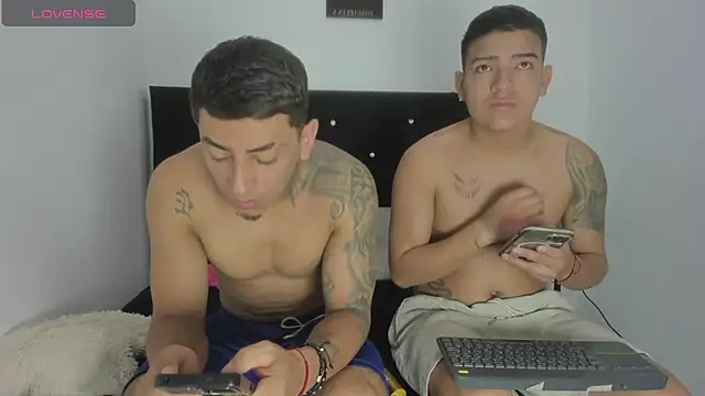 maykel and mike online show from November 2025 10:12:02 AM