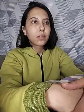 Snapshot of scarletoficial chatting on June 2026 12:35:01 AM scarletoficial online show from June 2026 12:35:01 AM
