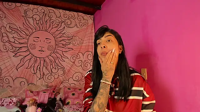 Snapshot of Missmoonstar chatting on September 2025 06:22:01 PM Missmoonstar online show from September 2025 06:22:01 PM