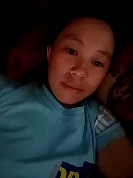 Snapshot of lyuyenkk chatting on September 2025 06:48:02 AM lyuyenkk online show from September 2025 06:48:02 AM