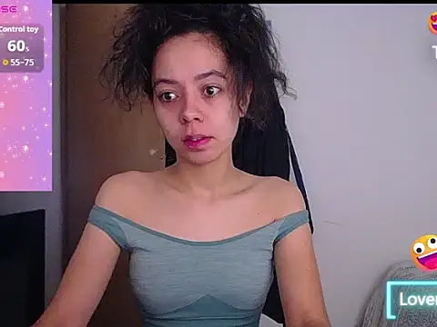 Snapshot of Annie_rosse1017 chatting on September 2025 09:54:02 AM Annie rosse1017 online show from September 2025 09:54:02 AM