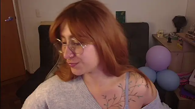 Miacatsito3 online show from October 2025 11:18:02 PM