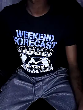 Snapshot of Romeo_Favent chatting on November 2025 08:47:01 PM Romeo Favent online show from November 2025 08:47:01 PM